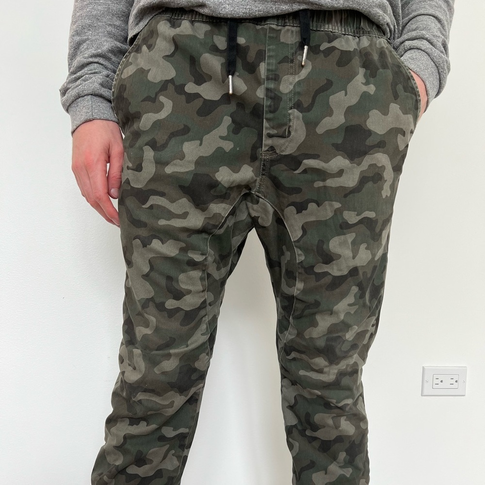 Zanerobe Camo Joggers Size 32